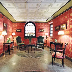https://bauer-casanova.hotelslidodijesolo.com