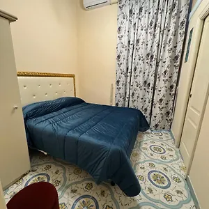 https://guest-house-rosy.hotels-amalfi.com